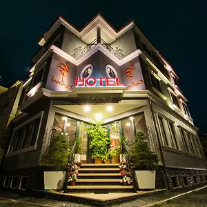 Flamingo 3* Korce