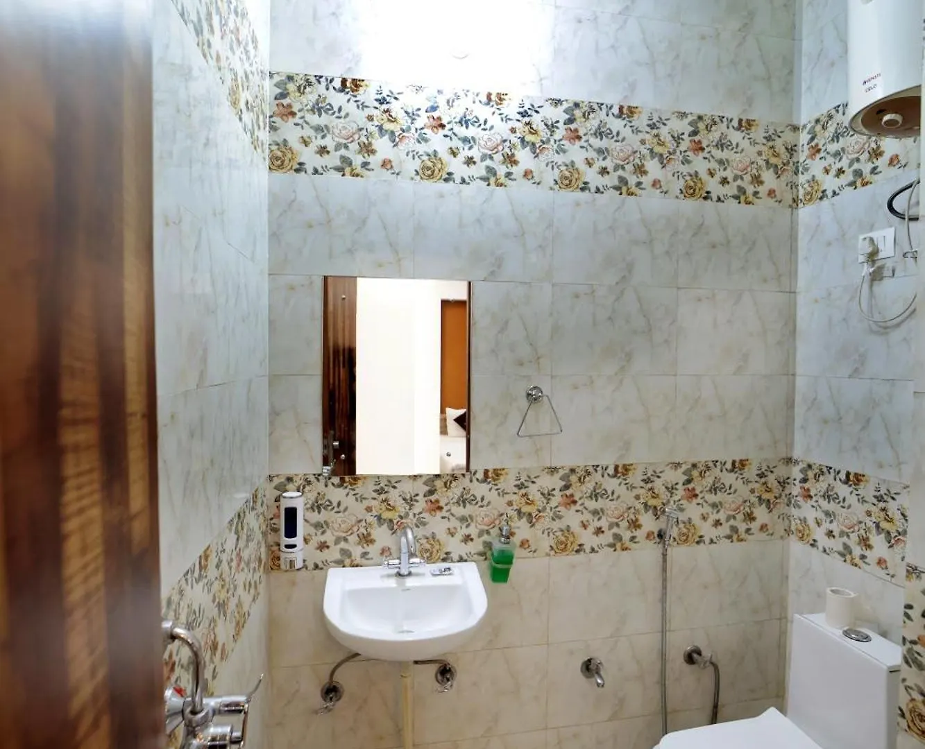 *** Гостевой дом Hotel Taj Niwas Агра Индия