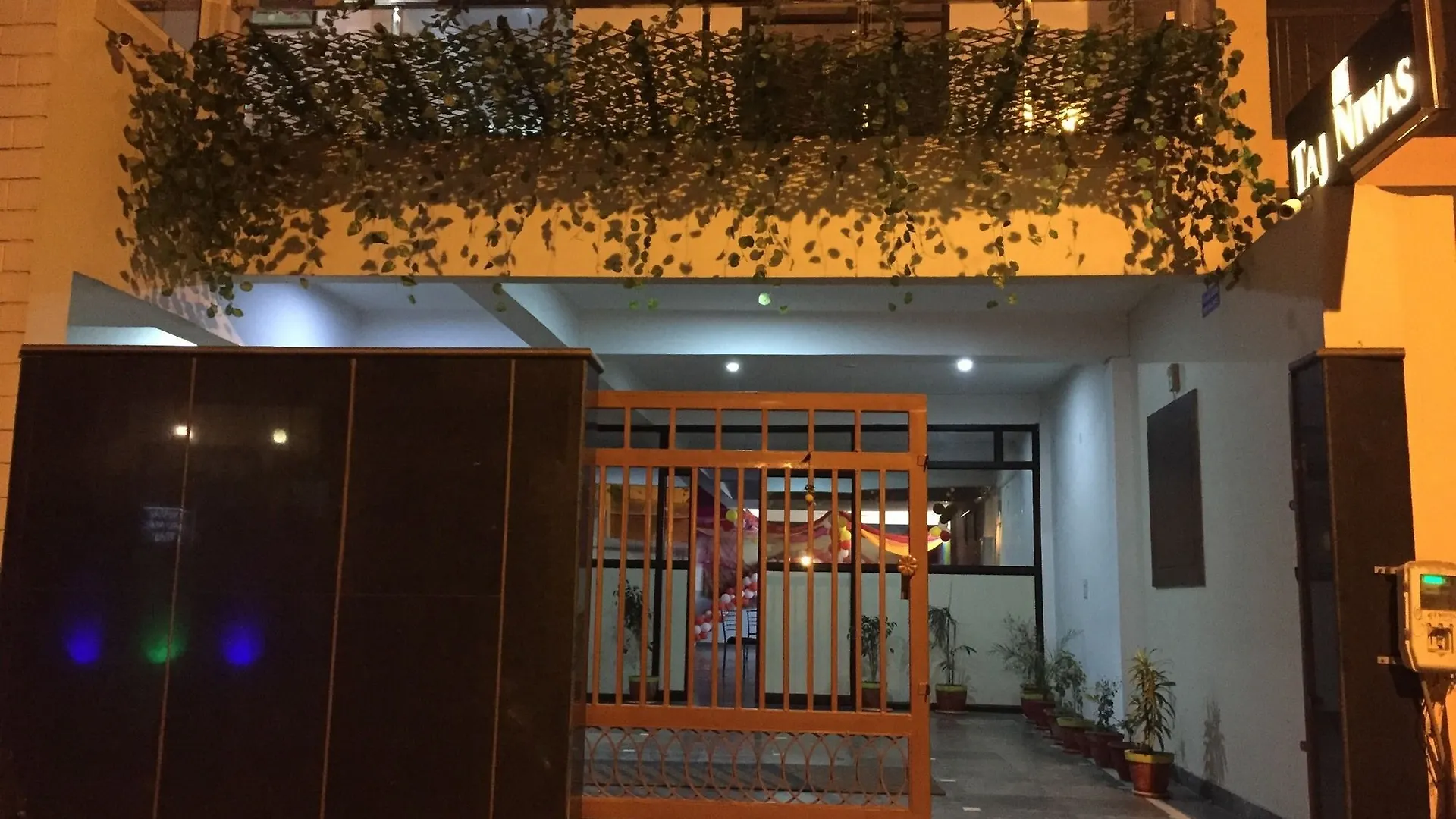 Hotel Taj Niwas Agra